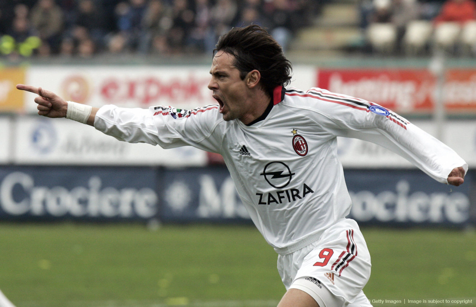 迫使其失误 迫使其失误