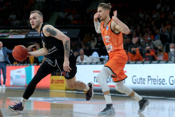 在本场比赛 在本场比赛